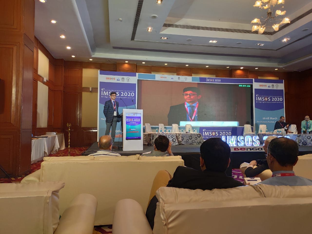 Dr Rajat Presenting his work on Pedicled Cryotherapy in Bone Sarcomas in Gold medal Category at IMSOS 2019 Bangalore (1)